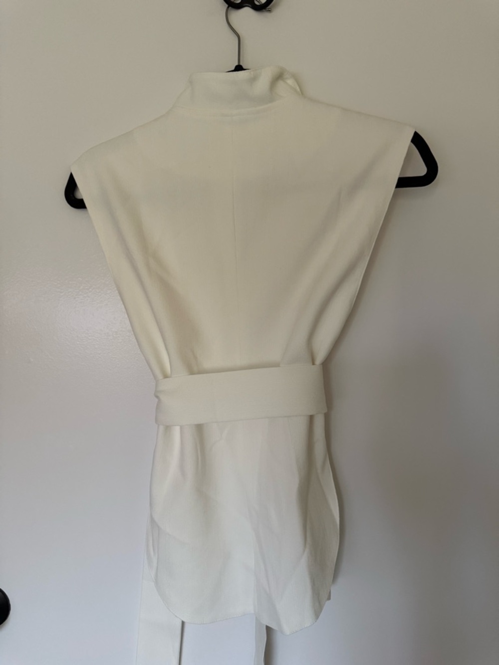 NWT Commense Belted Peplum Top – XS (Structured, Flattering Fit) - Picture 8 of 9